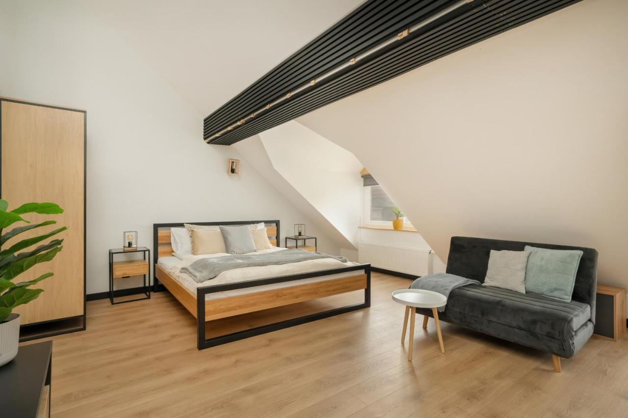 Komeda Apartment Hidden In Poznan Old Town By Noclegi Renters Exterior foto